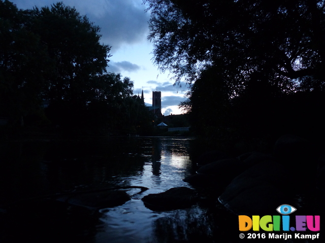 FZ033373 River in Ribe